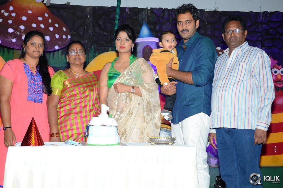 Ajay-Son-Dheeran-1st-Birthday-Celebrations-2014